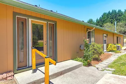 371 Castle Creek Road, Grants Pass, OR 97526 - Photo 52