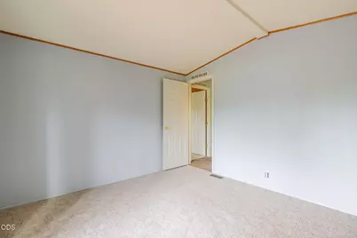 60865 Raintree Drive, Bend, OR 97701 - Photo 24