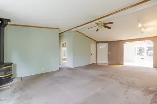 60865 Raintree Dr, Bend, OR 97701 - Photo 16