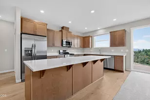 2505 NW 23rd Lp S, Redmond, OR 97756 - Photo 4