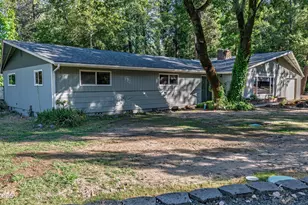 2750 Granite Hill Rd, Grants Pass, OR 97526 - Photo 38