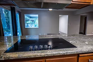 2750 Granite Hill Rd, Grants Pass, OR 97526 - Photo 16