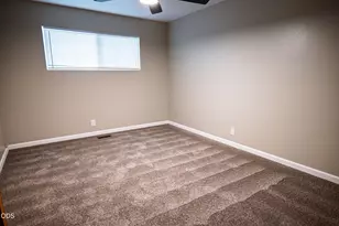 2750 Granite Hill Rd, Grants Pass, OR 97526 - Photo 28