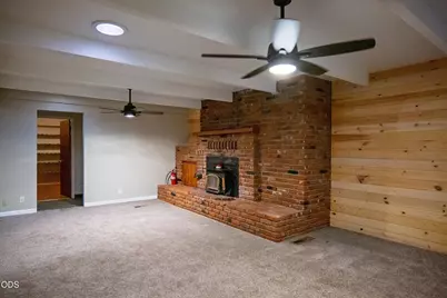 2750 Granite Hill Road, Grants Pass, OR 97526 - Photo 10