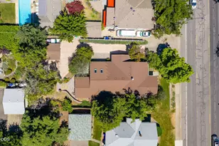 307 N Main St, Ashland, OR 97520 - Photo 66