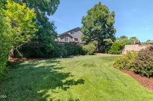 3733 Sherwood Park Dr, Medford, OR 97504 - Photo 30