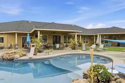 899 Old Stage Road, Medford, OR 97502 - Photo 44