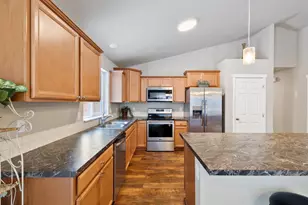 17316 Golden Eye Dr, Bend, OR 97707 - Photo 8