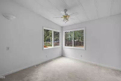 61057 Chuckanut Drive, Bend, OR 97702 - Photo 26