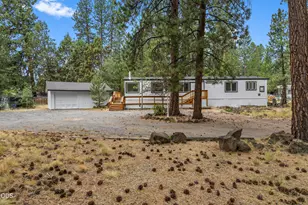 61057 Chuckanut Dr, Bend, OR 97702 - Photo 6