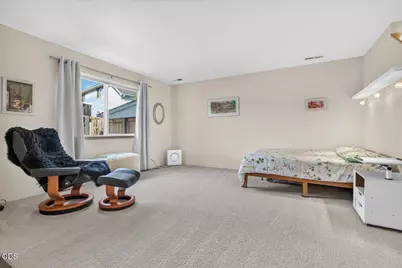 461 Tulipan Way, Talent, OR 97540 - Photo 4