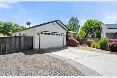3603 Mallard Lane, Medford, OR 97504 - Photo 2
