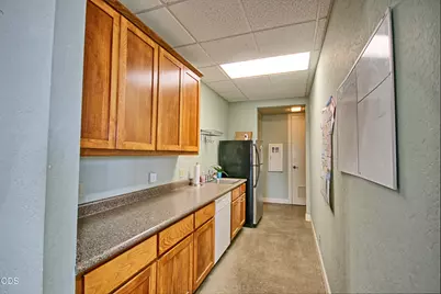1025 Court Street, Medford, OR 97501 - Photo 38