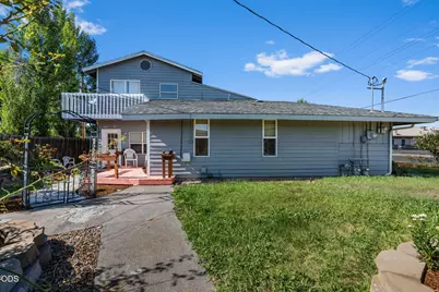 248 SE 10th Street, Madras, OR 97741 - Photo 12
