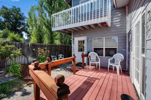 248 SE 10th St, Madras, OR 97741 - Photo 14