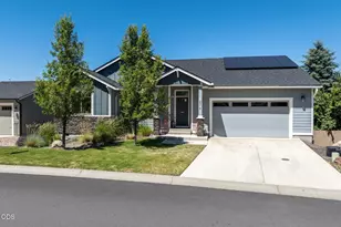 2318 SW Valleyview Dr, Redmond, OR 97756 - Photo 44
