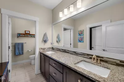 2318 SW Valleyview Drive, Redmond, OR 97756 - Photo 22