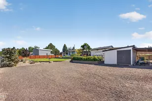 4627 SW Yew Ave, Redmond, OR 97756 - Photo 44