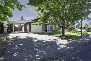 1923 Prune St, Medford, OR 97501 - Photo 1
