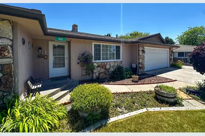 3937 Rio Vista Way, Klamath Falls, OR 97603 - Photo 2
