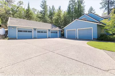 543 Serenity Lane, Grants Pass, OR 97526 - Photo 46
