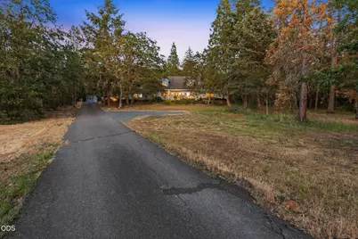 543 Serenity Lane, Grants Pass, OR 97526 - Photo 52