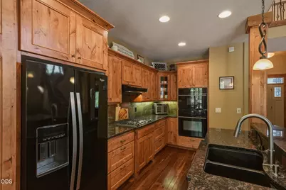 11308 Highcrest Court, Redmond, OR 97756 - Photo 18