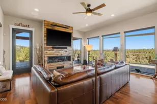 17771 Warrin Rd, Sisters, OR 97759 - Photo 10