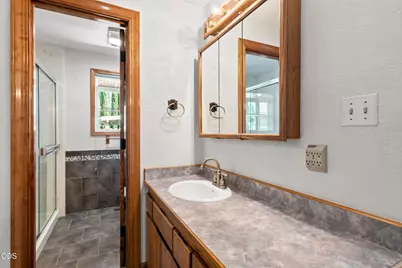 1467 Bluebonnet Avenue, Medford, OR 97504 - Photo 24