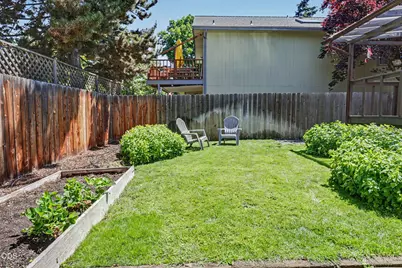 1423 E Main Street, Ashland, OR 97520 - Photo 26