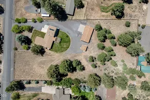 19572 Apache Rd, Bend, OR 97702 - Photo 70