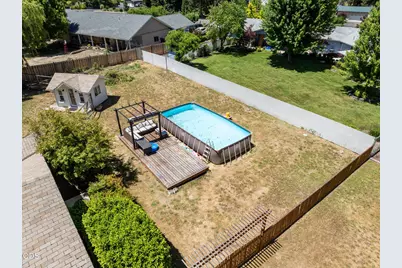 155 Westwood Drive, Grants Pass, OR 97527 - Photo 40