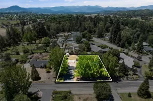 155 Westwood Dr, Grants Pass, OR 97527 - Photo 6