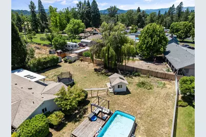 155 Westwood Drive, Grants Pass, OR 97527 - Photo 40