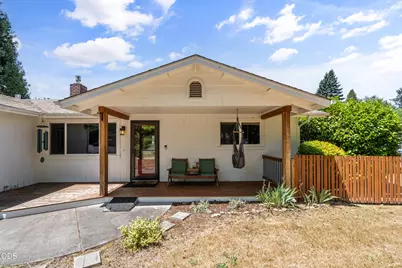155 Westwood Drive, Grants Pass, OR 97527 - Photo 10