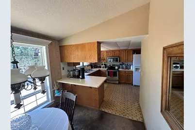 23348 Chisholm Trail, Bend, OR 97702 - Photo 12