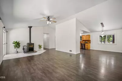 52917 Shady Lane, La Pine, OR 97739 - Photo 10