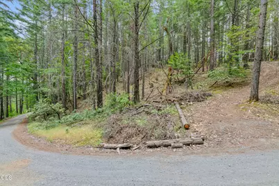 000900 Yearly Way, Grants Pass, OR 97527 - Photo 12