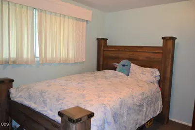 1014 NE Pepperwood Drive, Grants Pass, OR 97526 - Photo 18