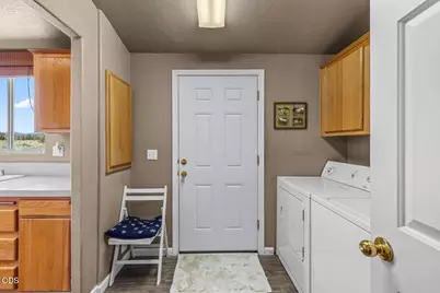 67183 Harrington Loop Road, Bend, OR 97703 - Photo 32