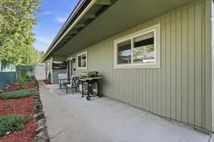 675 Berrydale Ave, Medford, OR 97501 - Photo 28