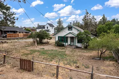 1929 NW Hill Street, Bend, OR 97703 - Photo 1