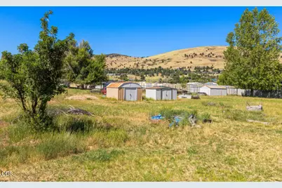 6505 Hilyard Avenue, Klamath Falls, OR 97603 - Photo 24