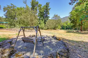290 Chinook Park Ln, Grants Pass, OR 97527 - Photo 56