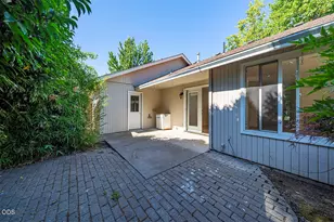 445 Midway Rd, Medford, OR 97501 - Photo 30