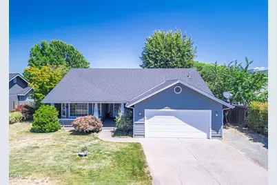 2948 Golden Aspen Drive, Grants Pass, OR 97527 - Photo 2
