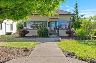 147 N Holly St, Medford, OR 97501 - Photo 1