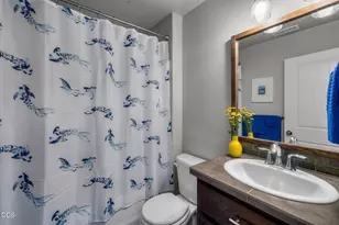 63348 Lamoine Ln, Bend, OR 97701 - Photo 18