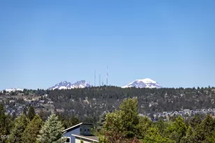 2350 NE Purcell Ct, Bend, OR 97701 - Photo 24
