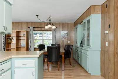 2019 Rogue River Highway #UNIT 13, Gold Hill, OR 97525 - Photo 10
